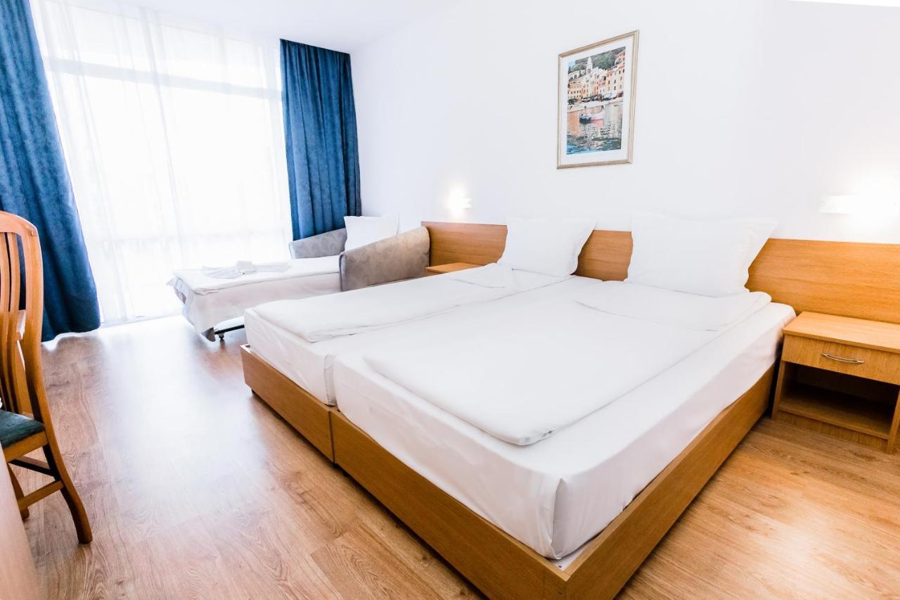Hotel Opal Солнечный берег Экстерьер фото